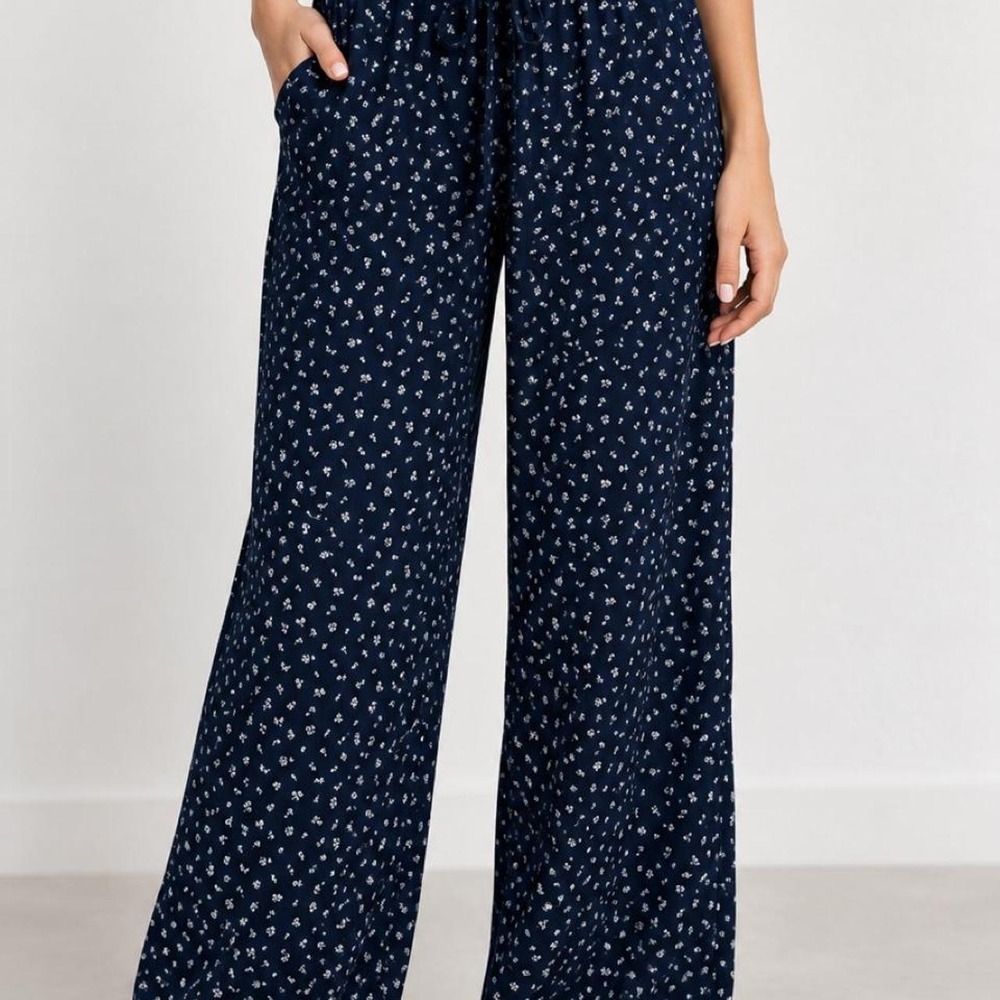 Brandy Melville Navy Blue Flowy Floral Pant One Size